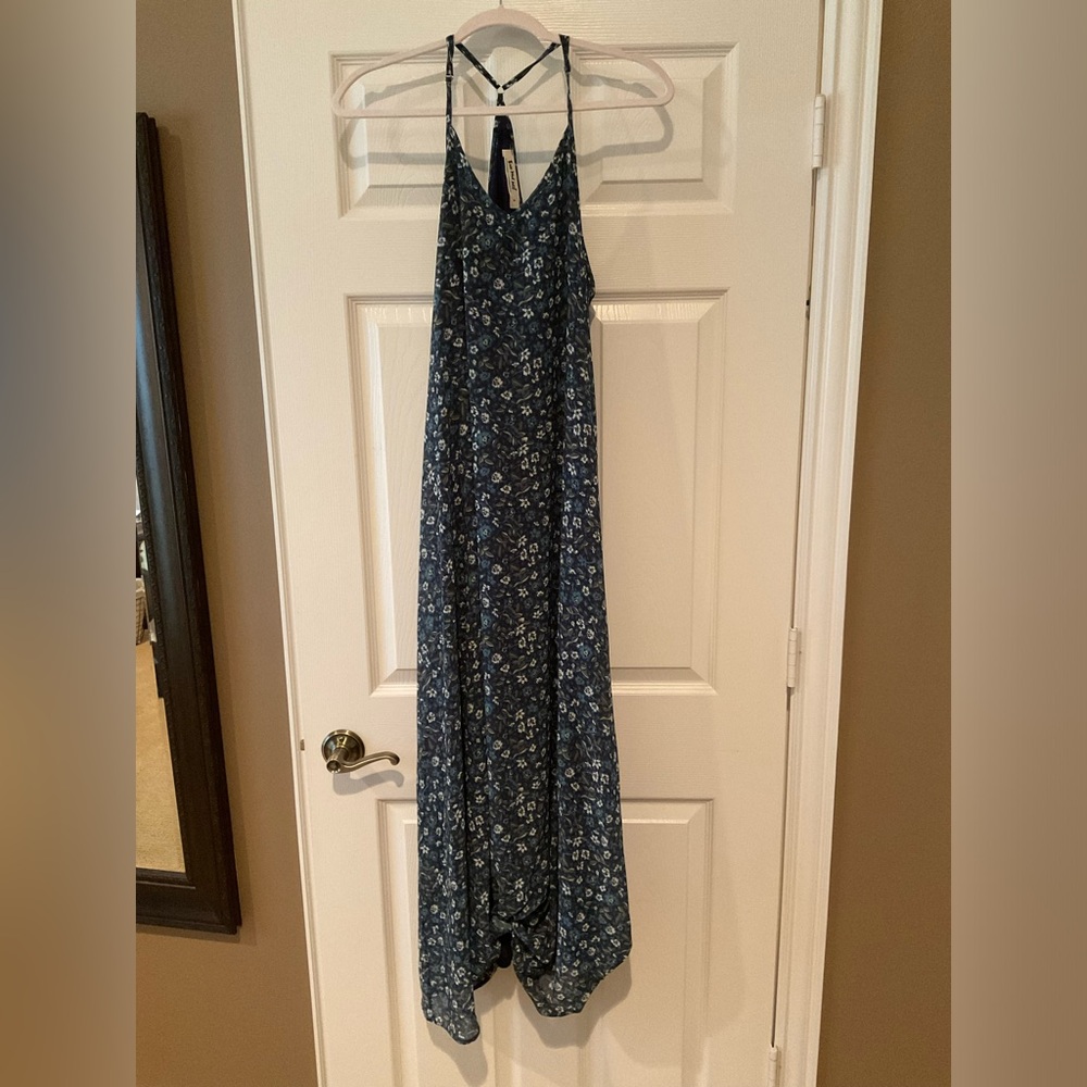 Navy and White Floral Maxi Dress Size Small. Never worn, too long for me.